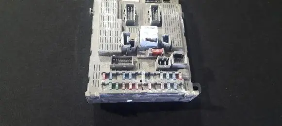 Citroen C5 Fuse box set 9645352980