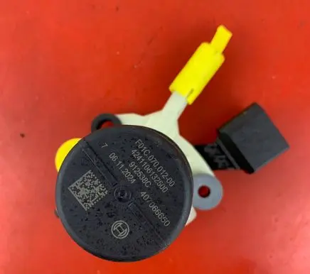 Volkswagen PASSAT B8 Adblue pump F01C070012
