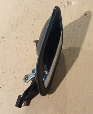 BMW 5 E39 Front door interior handle 8226049