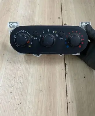 Opel Vivaro Climate control unit 30080060