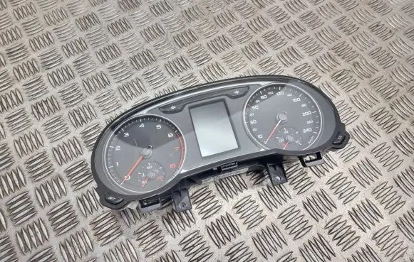 Audi A1 Speedometer (instrument cluster) 8X0920930C A2C53321556 A2C53331519