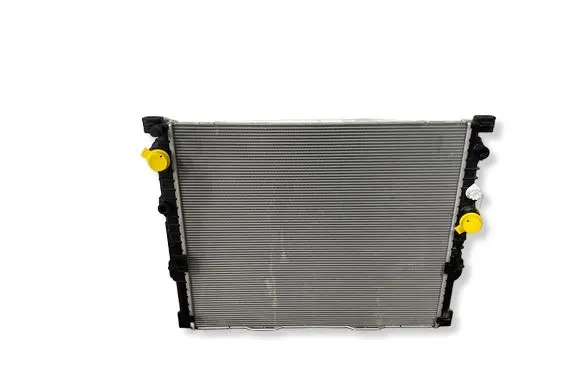 BMW 7 G11 G12 Coolant radiator 8699788