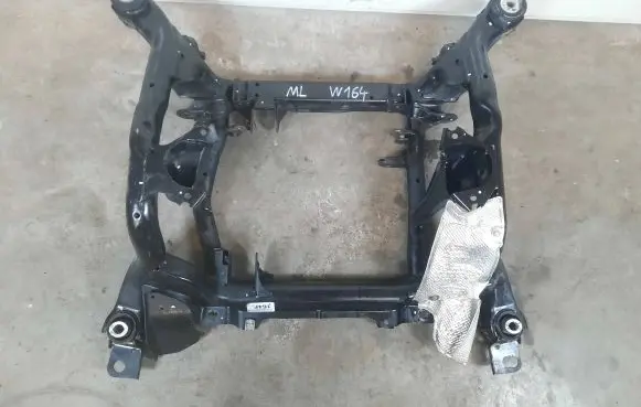 Mercedes-Benz ML W164 Front subframe
