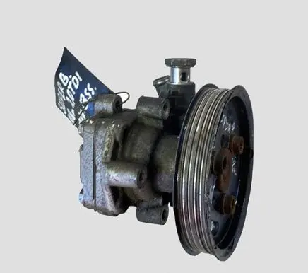 Skoda Superb B5 (3U) Power steering pump 8E0145155N