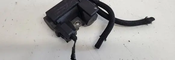 Toyota RAV 4 (XA30) Turbo solenoid valve 258190R011 06T021 70051308