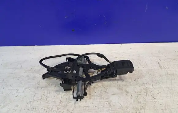 Volvo XC70 Front door interior handle 30784205