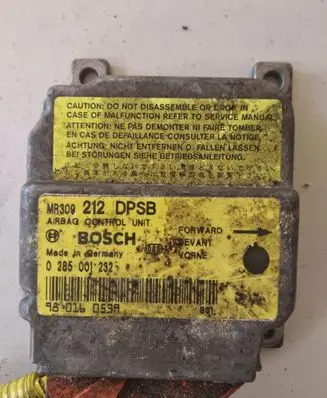 Mitsubishi Carisma Airbag control unit/module 0285001232