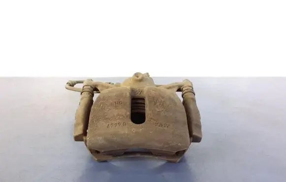 Volkswagen PASSAT B8 Front brake caliper