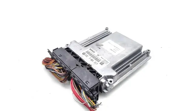 BMW X3 E83 Engine control unit/module 7801217 028-1013052 1039S12179