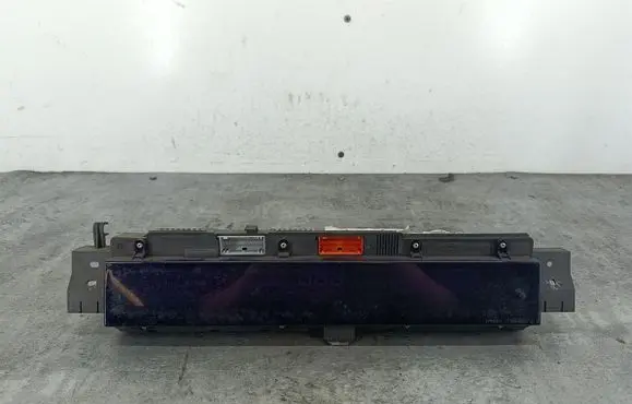 Renault Espace - Grand espace IV Speedometer (instrument cluster) P8200288816