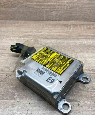 Toyota Prius (XW20) Airbag control unit/module 8917047390 1523006952