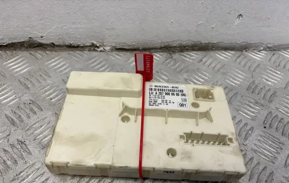 Mercedes-Benz E C207 W207 Trunk lid opening control unit 
