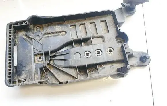 Volkswagen Polo VI Battery box tray 2Q0915331