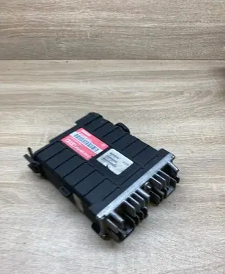 Audi 80 90 S2 B4 Engine control unit/module ECU 443907311C 0261200273