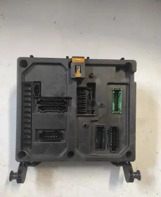 Volkswagen Sharan Fuse module 7M3962258AH 5120042300