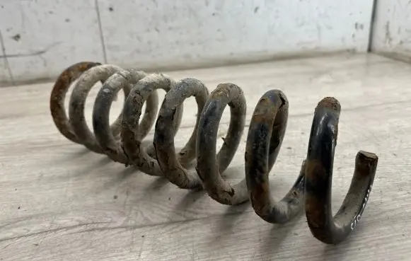 Mercedes-Benz E W211 Rear coil spring