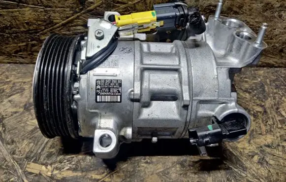 Opel Mokka B Air conditioning (A/C) compressor (pump) 9834779880