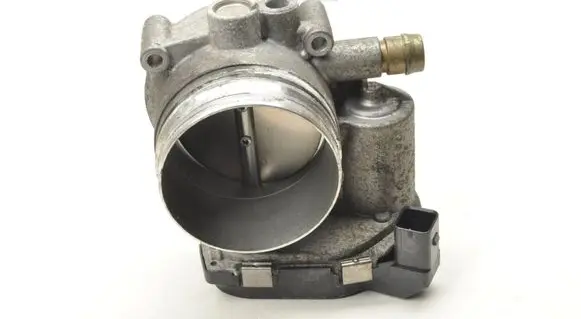 BMW 2 F22 F23 Electric throttle body valve 7597871