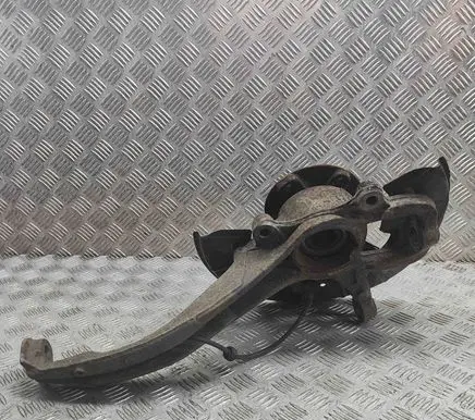 Audi Q7 4L Front wheel hub 7L8407258C 7L0615311