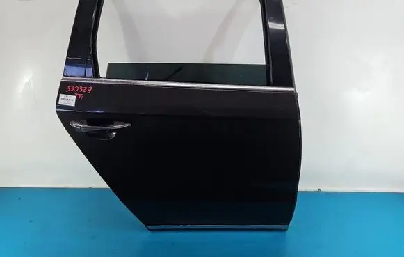 Volkswagen PASSAT B7 Rear door IMPRK1587147