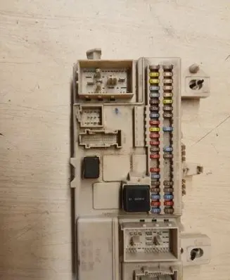 Volvo V50 Fuse module 30765015 05015172 519096606