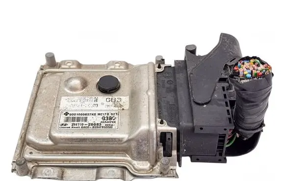 Hyundai i30 Engine control unit/module ECU 391102BGB3