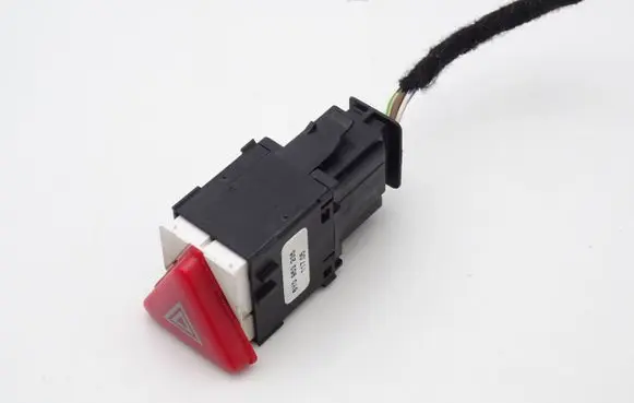 Skoda Fabia Mk1 (6Y) Hazard light switch 6Y0953235