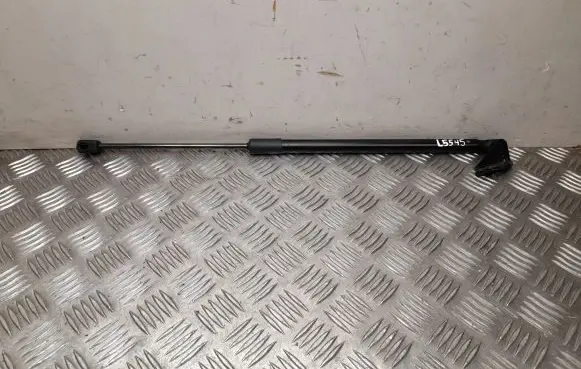Nissan Leaf II (ZE1) Tailgate strut 904515SH0C