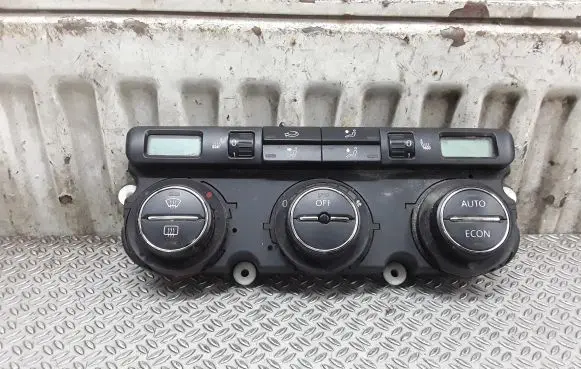 Volkswagen Touran I Climate control unit