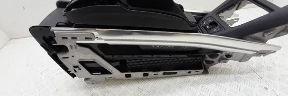 Opel Zafira C Center console 