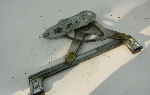 Volvo S40 Rear door window regulator with motor 