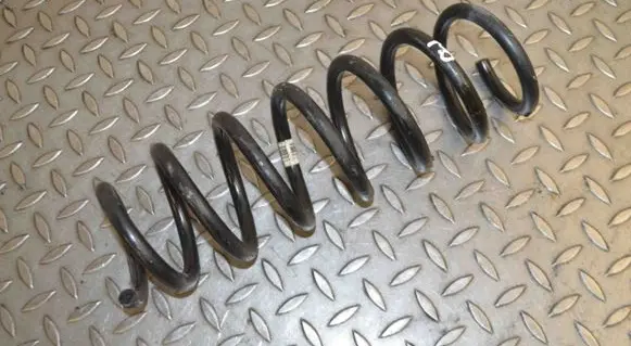BMW 5 F10 F11 Front coil spring