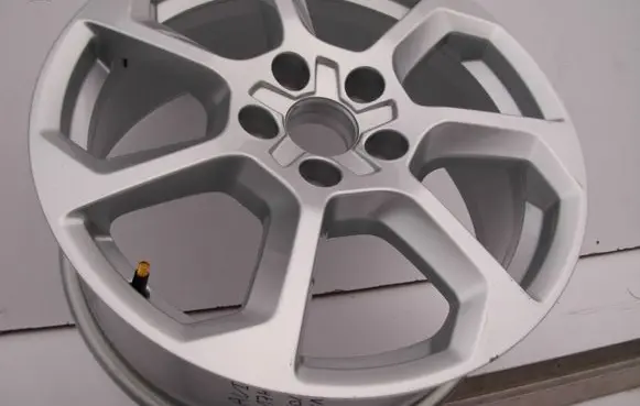 Audi Q2 - R17 alloy rim 81A601025D
