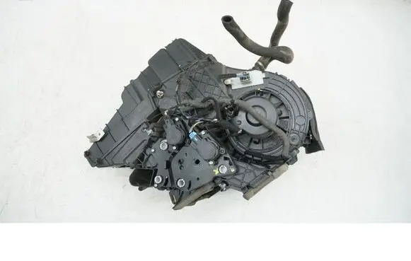 Ford Kuga II Interior heater climate box assembly GV6119B555GC