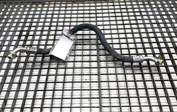 Volvo XC60 Air conditioning (A/C) pipe/hose 31497390