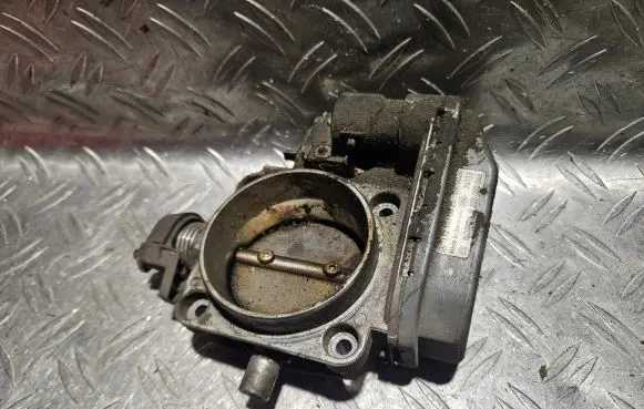 Mercedes-Benz E W210 Throttle valve 1121410025 0205003046