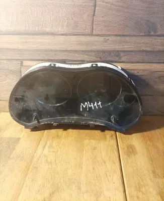 Toyota Avensis T250 Speedometer (instrument cluster)