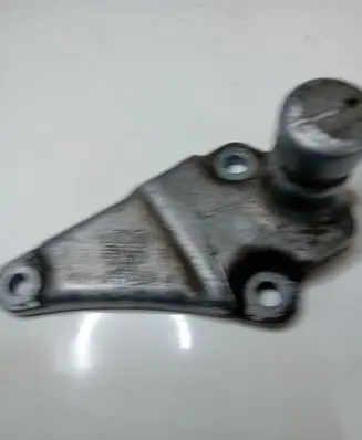 Audi A6 S6 C6 4F Engine mounting bracket 8D0199343J
