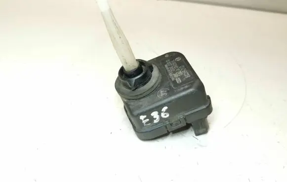 BMW 3 E36 Headlight level adjustment motor 0307852