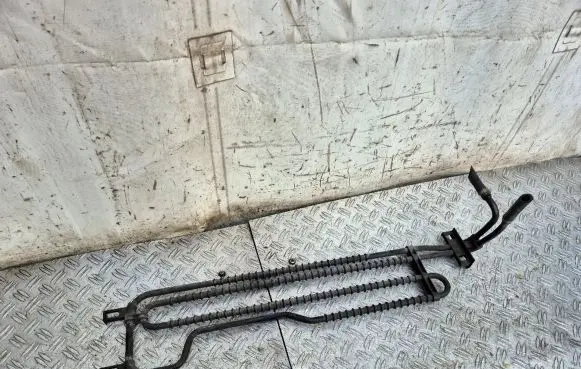 Mercedes-Benz C W204 Power steering radiator A2044601024
