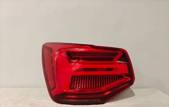 Audi Q2 - Rear/tail lights 81A945091B 90096095