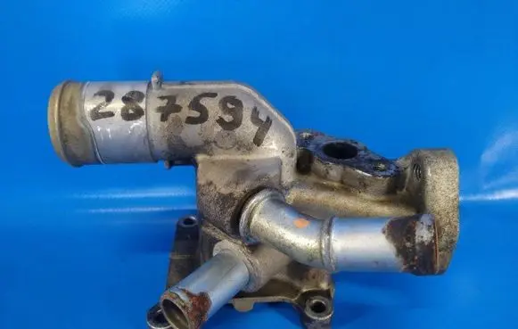 Mazda CX-7 Engine coolant pipe/hose 