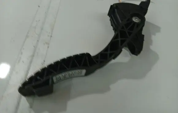 Renault Laguna II Accelerator throttle pedal 6PV00811901