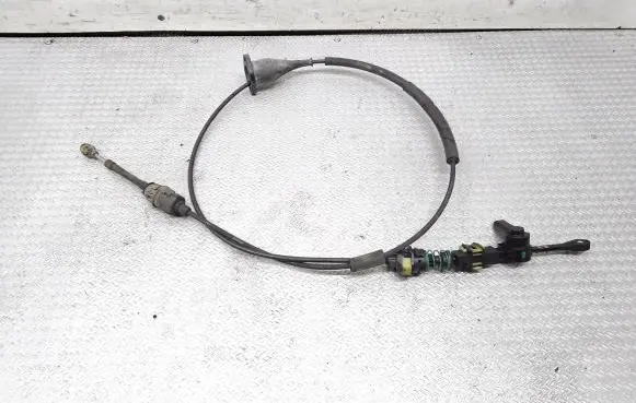 Gear shift cable linkage