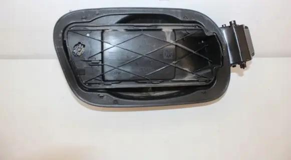 Audi A3 S3 8V Fuel tank cap trim 8V4010545