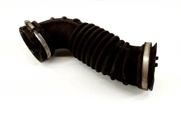 Opel Mokka Air intake duct part 95022171