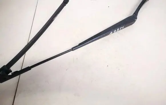 Audi A3 S3 8P Front wiper blade arm 8p1955409