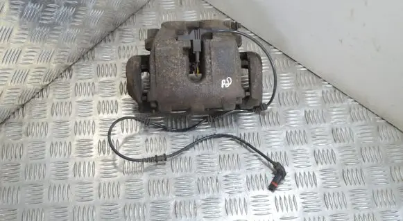 Mercedes-Benz ML W164 Front brake caliper 65652401 15370300