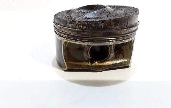 Audi Q7 4L Piston 