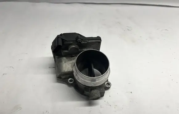 BMW X5 E70 Throttle valve 7806231